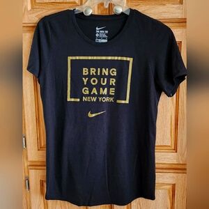 Women's Nike tshirt